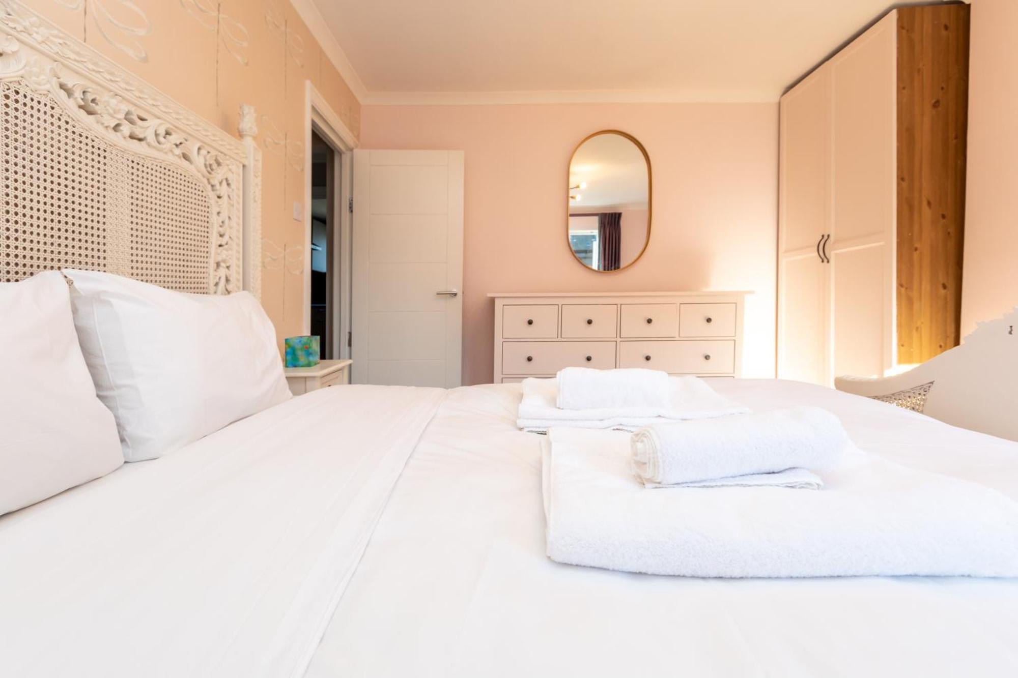 Spacious & Pristine 2Bd Flat - Balham Apartment London Ngoại thất bức ảnh