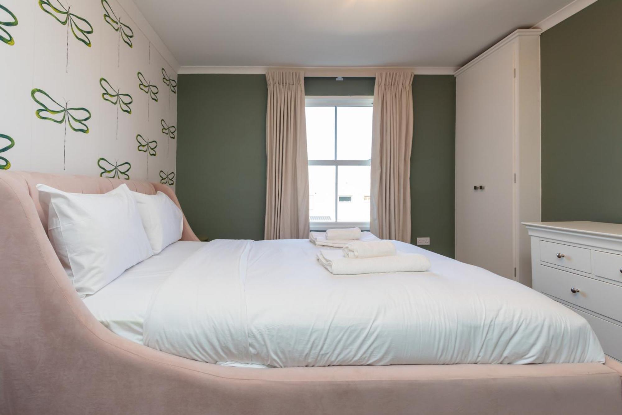 Spacious & Pristine 2Bd Flat - Balham Apartment London Ngoại thất bức ảnh